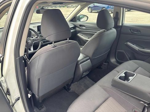 Used 2025 Nissan Altima 2.5 SV FWD image 20