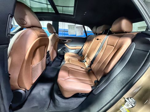 Used 2025 Audi Q8 Premium Plus image 37