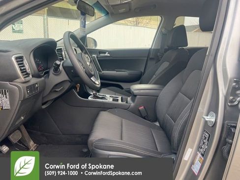 Used 2019 Kia Sportage LX image 10