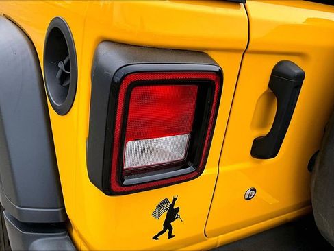 Used 2019 Jeep Wrangler Unlimited Sport S image 28