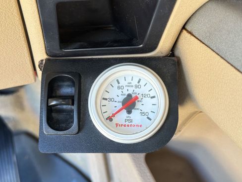 Used 2013 Ford F250 King Ranch w/ King Ranch w/Chrome Pkg image 24