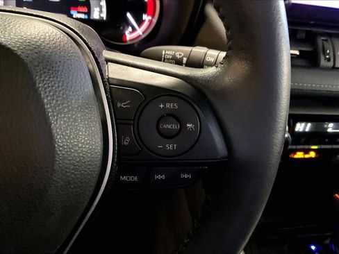 Used 2023 Toyota RAV4 XLE Premium image 24