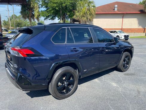 Used 2020 Toyota RAV4 XSE w/ XSE Grade Weather Package AWD/4WD image 7