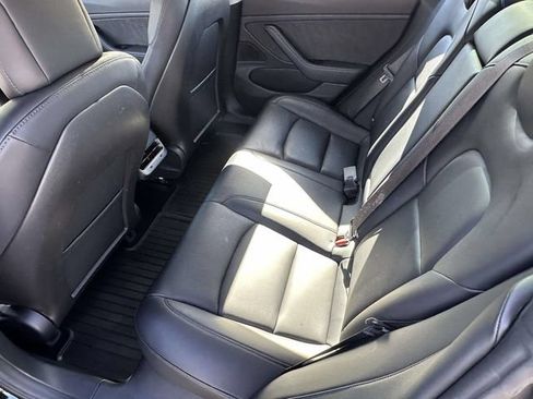 Used 2018 Tesla Model 3 Long Range RWD image 14
