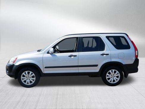 Used 2005 Honda CR-V EX image 4