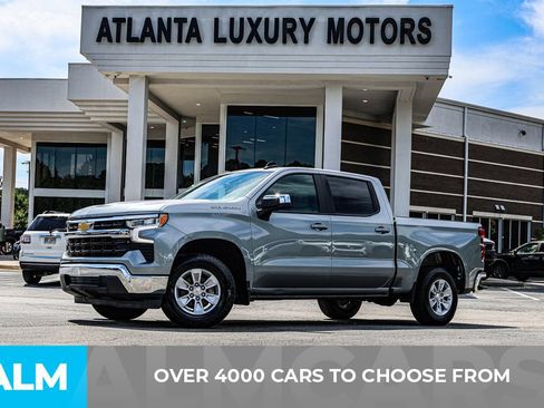 Used 2025 Chevrolet Silverado 1500 LT RWD image 3