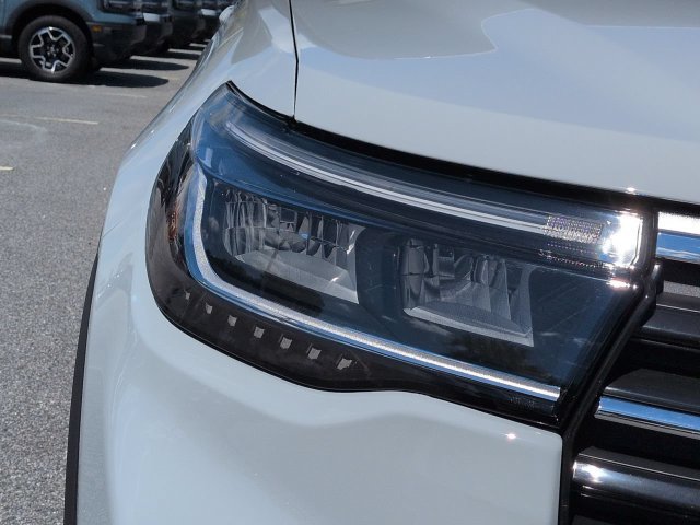 New 2027 Ford Explorer Active w/ Active Comfort Package RWD image 10
