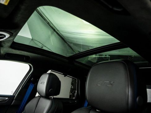 New 2026 Porsche Macan GTS image 32