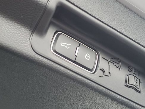 New 2026 Ford Explorer Active image 33