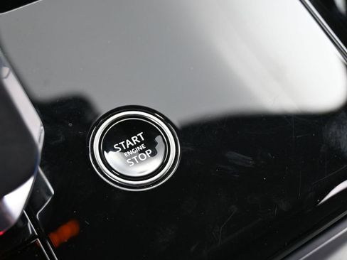 Used 2024 Land Rover Range Rover Sport Dynamic SE image 29