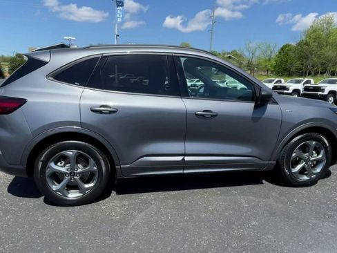 Used 2024 Ford Escape ST-Line w/ Tech Pack #1 image 9
