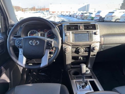 Used 2017 Toyota 4Runner image 16