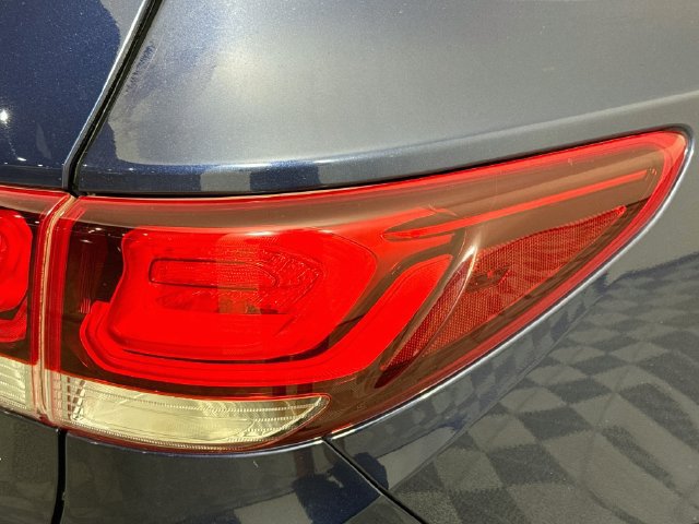 Used 2018 Hyundai Santa Fe Limited AWD/4WD image 31