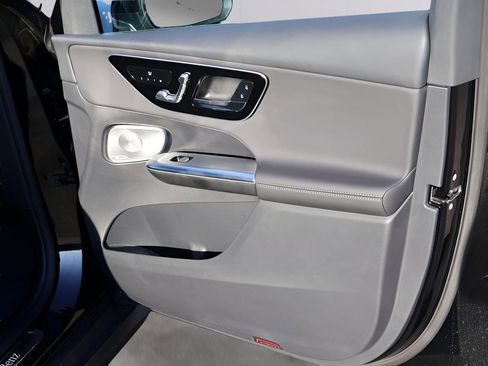 Certified 2026 Mercedes-Benz GLC 300 4MATIC image 13