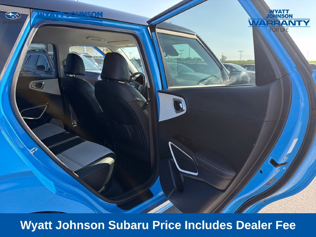 Used 2023 Kia Soul GT-Line FWD image 33
