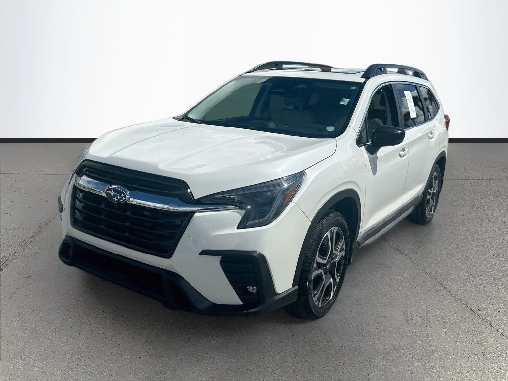 Used 2025 Subaru Ascent Limited w/ Popular Package #1 AWD/4WD image 3
