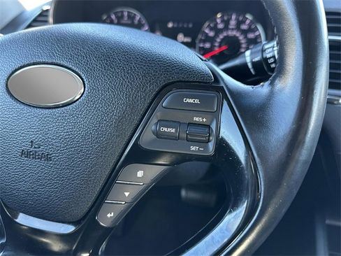 Used 2018 Kia Forte S w/ S Technology Plus Package image 9