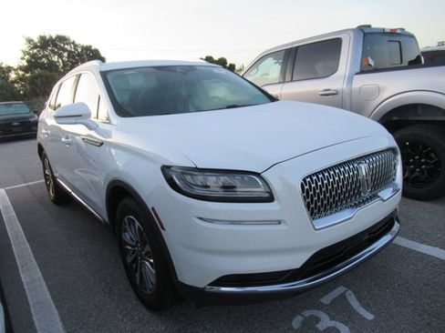 Used 2022 Lincoln Nautilus FWD w/ Premium Package image 1