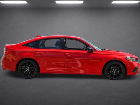Used 2024 Honda Civic Sport image 3