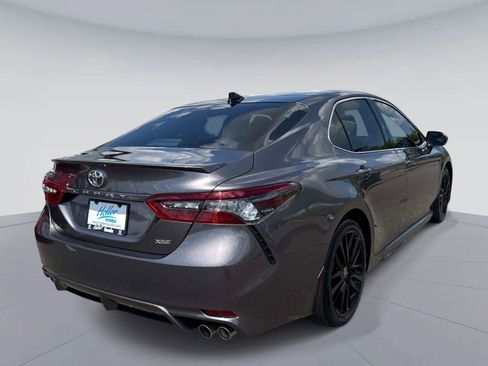 Used 2022 Toyota Camry XSE w/ Navigation Package FWD image 4
