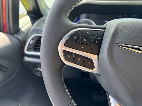 New 2026 Chrysler Pacifica Select image 24