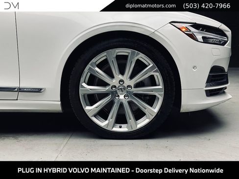 Used 2019 Volvo S90 T8 Inscription w/ Advanced Package AWD/4WD image 46