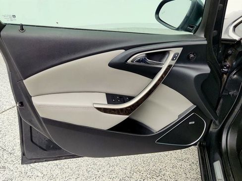 Used 2015 Buick Verano Convenience w/ Experience Buick Package FWD image 10
