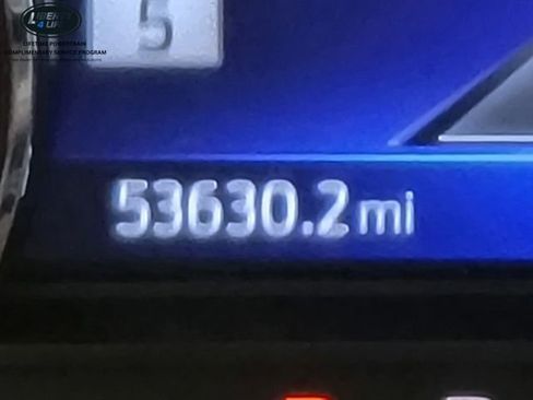 Used 2023 Ford Explorer XLT w/ Equipment Group 202A image 32