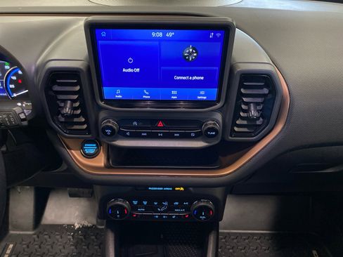 Used 2023 Ford Bronco Sport Outer Banks w/ Tech Package image 27