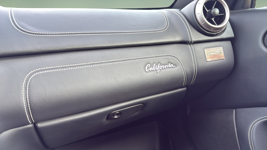 Used 2012 Ferrari California RWD image 49