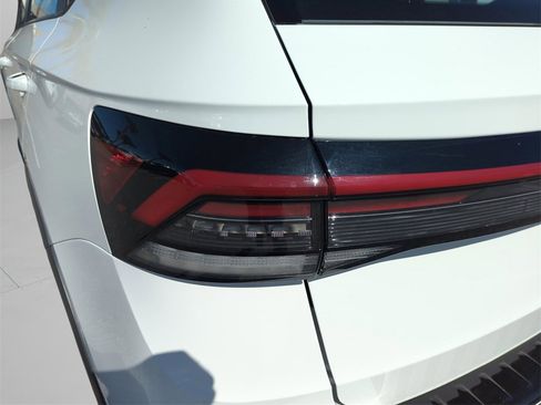 New 2026 Volkswagen Taos S image 18