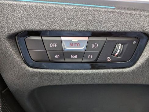 Used 2024 BMW 330e image 26