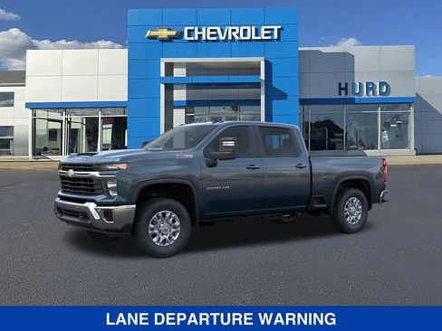 New 2026 Chevrolet Silverado 2500 LT image 3
