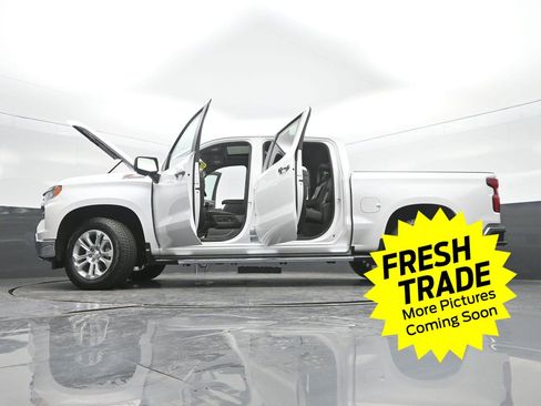 Used 2022 Chevrolet Silverado 1500 LTZ w/ LTZ Premium Package image 56