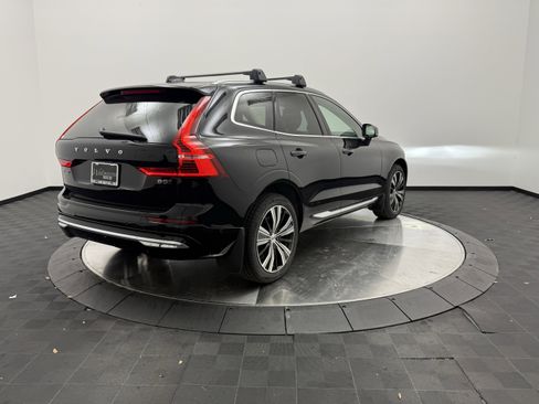 Certified 2023 Volvo XC60 B5 Plus w/ Climate Package AWD/4WD image 7