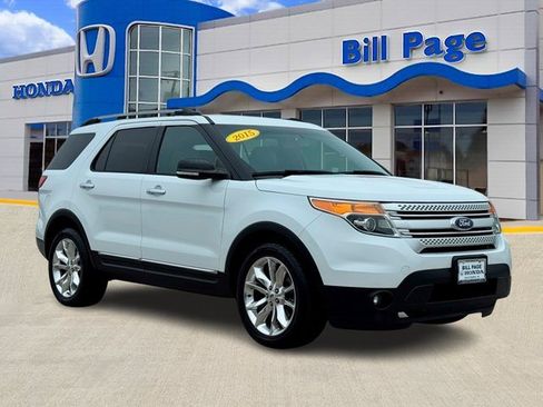 Used 2015 Ford Explorer XLT w/ Equipment Group 202B image 1