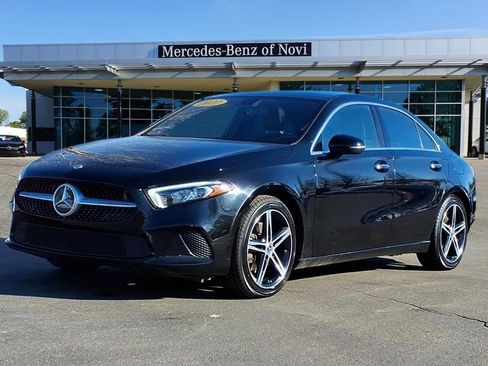 Used 2022 Mercedes-Benz A 220 4MATIC image 1