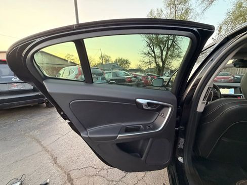 Used 2017 Volvo S60 T5 Dynamic w/ Vision Package FWD image 15