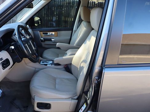 Used 2015 Land Rover LR4 HSE image 20