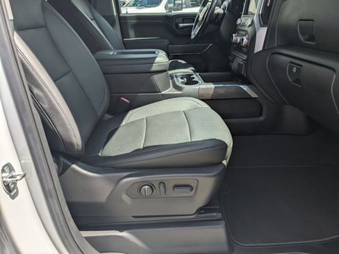 Certified 2022 GMC Sierra 2500 SLT w/ SLT Convenience Package image 19