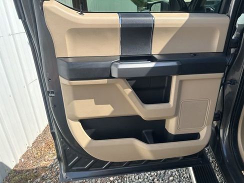 Used 2018 Ford F150 XLT AWD/4WD image 13