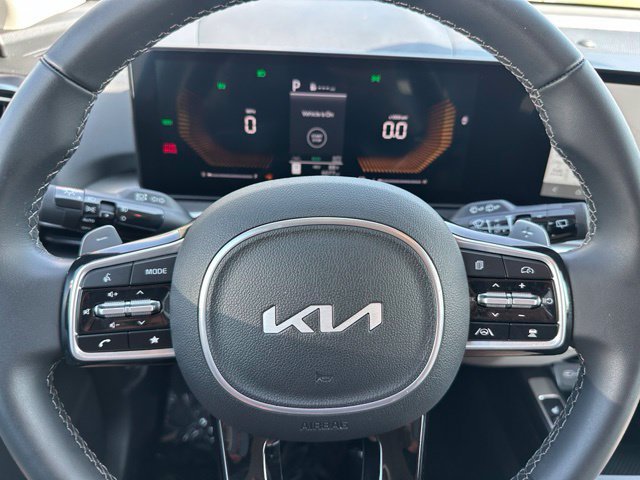 Used 2025 Kia Sorento EX AWD/4WD image 33