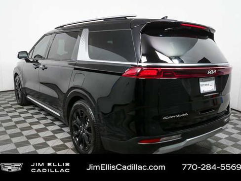 Used 2022 Kia Carnival SX Prestige image 30