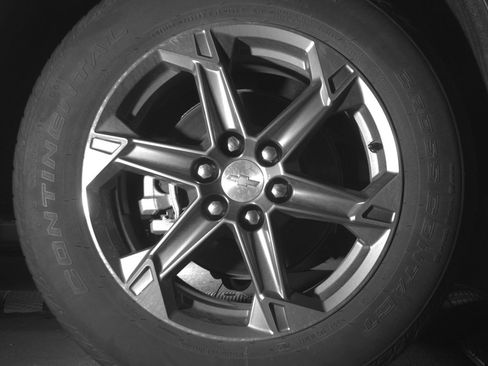 Used 2025 Chevrolet Blazer LT image 15