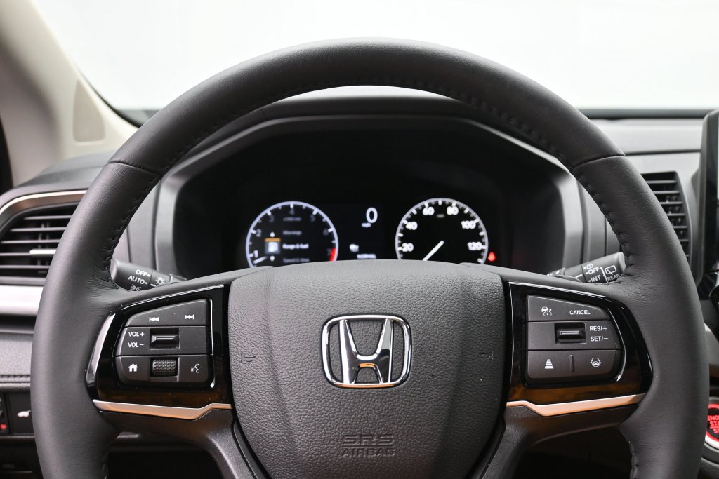 Used 2026 Honda Odyssey EX-L image 10