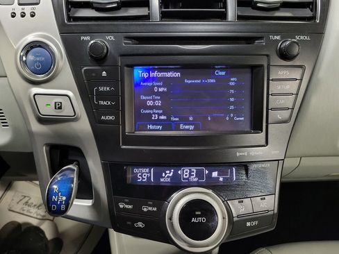 Used 2013 Toyota Prius V Three image 17
