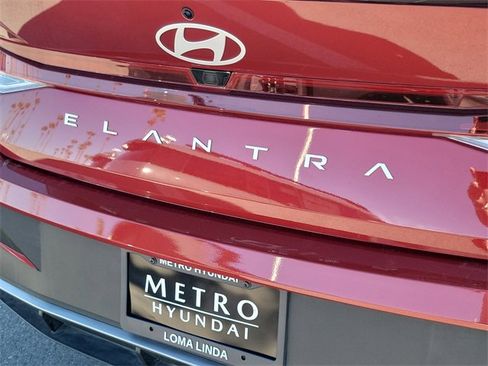 Used 2025 Hyundai Elantra Sport image 22