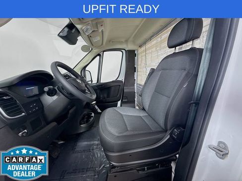 Used 2025 RAM ProMaster 3500 w/ Quick Order Package 22G SLT FWD image 19