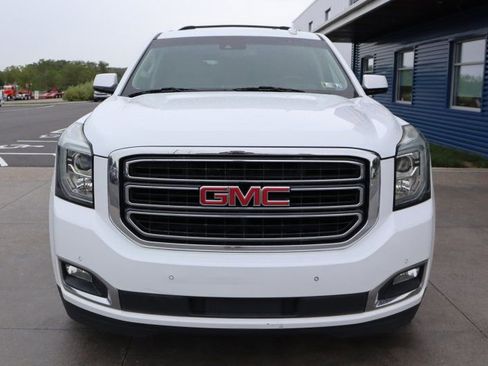 Used 2017 GMC Yukon SLT w/ Open Road Package image 4