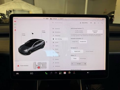 Used 2018 Tesla Model 3 Long Range RWD image 15